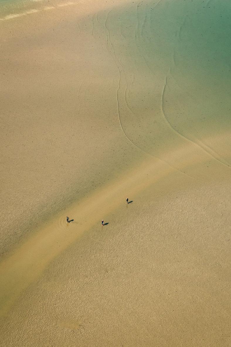 Photo Pêche à pied à marée basse • Saint-Jacut de la mer