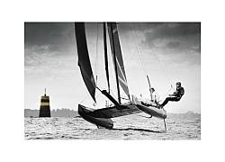 Destockage Flying Phantom / format 50x70 cm (avec marge blanche de 5 cm autour de la photo/  sur plexi fine arte (avec système d'accrochage)