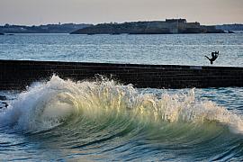 Photographie Instant figé capturé sur la plage de la Hoguette à Saint-Malo en Ille-et-Vilaine.