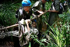 Photographie Reportage photos vidéo outdoor : l'effort collectif lors d'une formation. L'esprit d'équipe et la cohésion à travers l'effort collectif