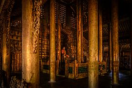 Photo Temple en bois doré • Mandalay • Myanmar