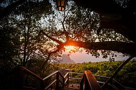 Photo Sunset à Popa Mount • Myanmar