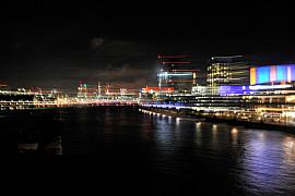 Photo Nuit noire sur la Tamise • Londres