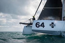 Photographie Photographe nautique et voile, je capte le cœur de la préparation pour la Route du Rhum avec le catamaran GDD.