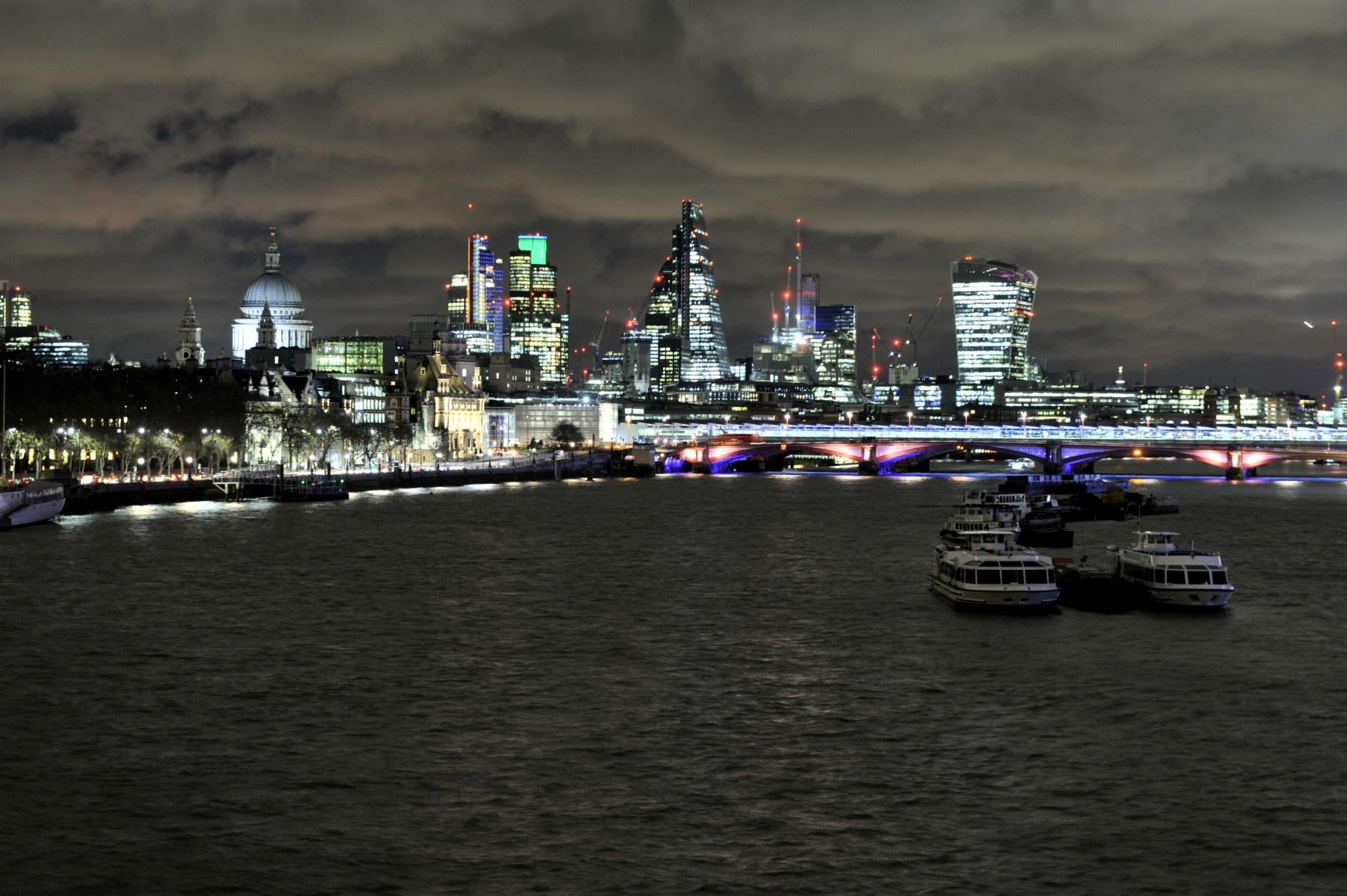 Photo Londres. Skyline on the city